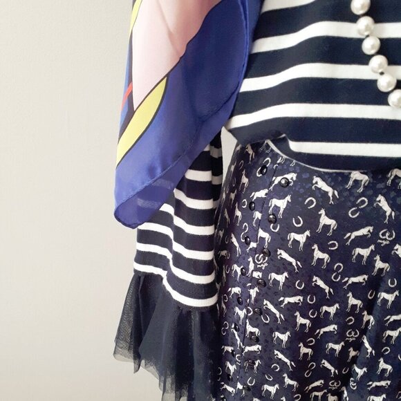 EUC beachlunchlounge collection navy blue & white stripe & organza cuff top, L - Picture 4 of 7